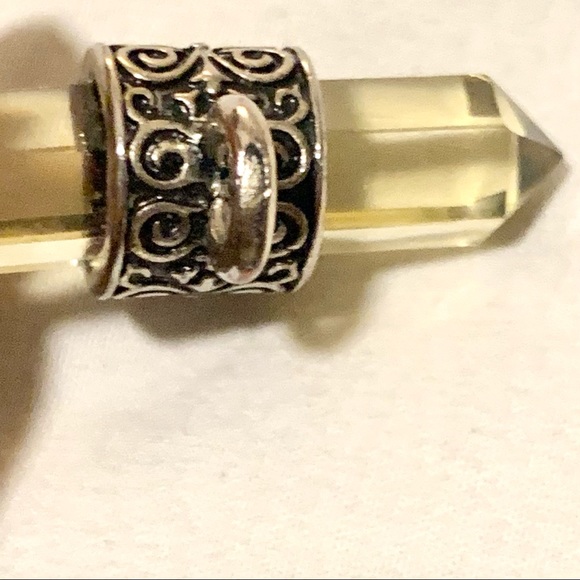 Double Point Pendant with Silver Toned Fitting Carved Amulet - Picture 3 of 6